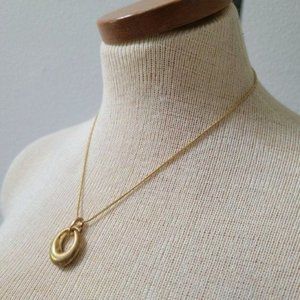 Claire's Necklace gold tone with circle pendant
